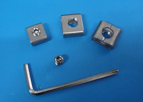 China Sondergröße-Metallbandmaterial, Edelstahl-Schrauben-Schnallen SS 304 fournisseur