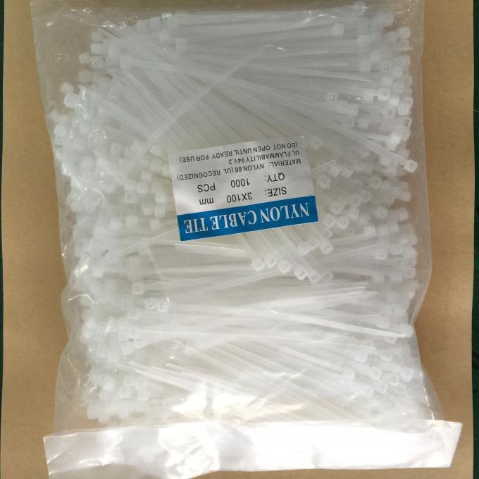 Nylonbindungs-Verpackungen mit Sattel-Klammer, beständige UVpC des Kabelbinder-Weiß-10 pro Parcking
